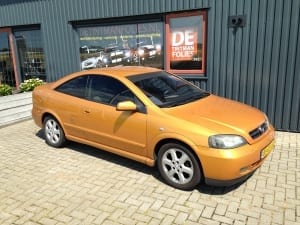 Opel Astra coupe blindering ramen 02