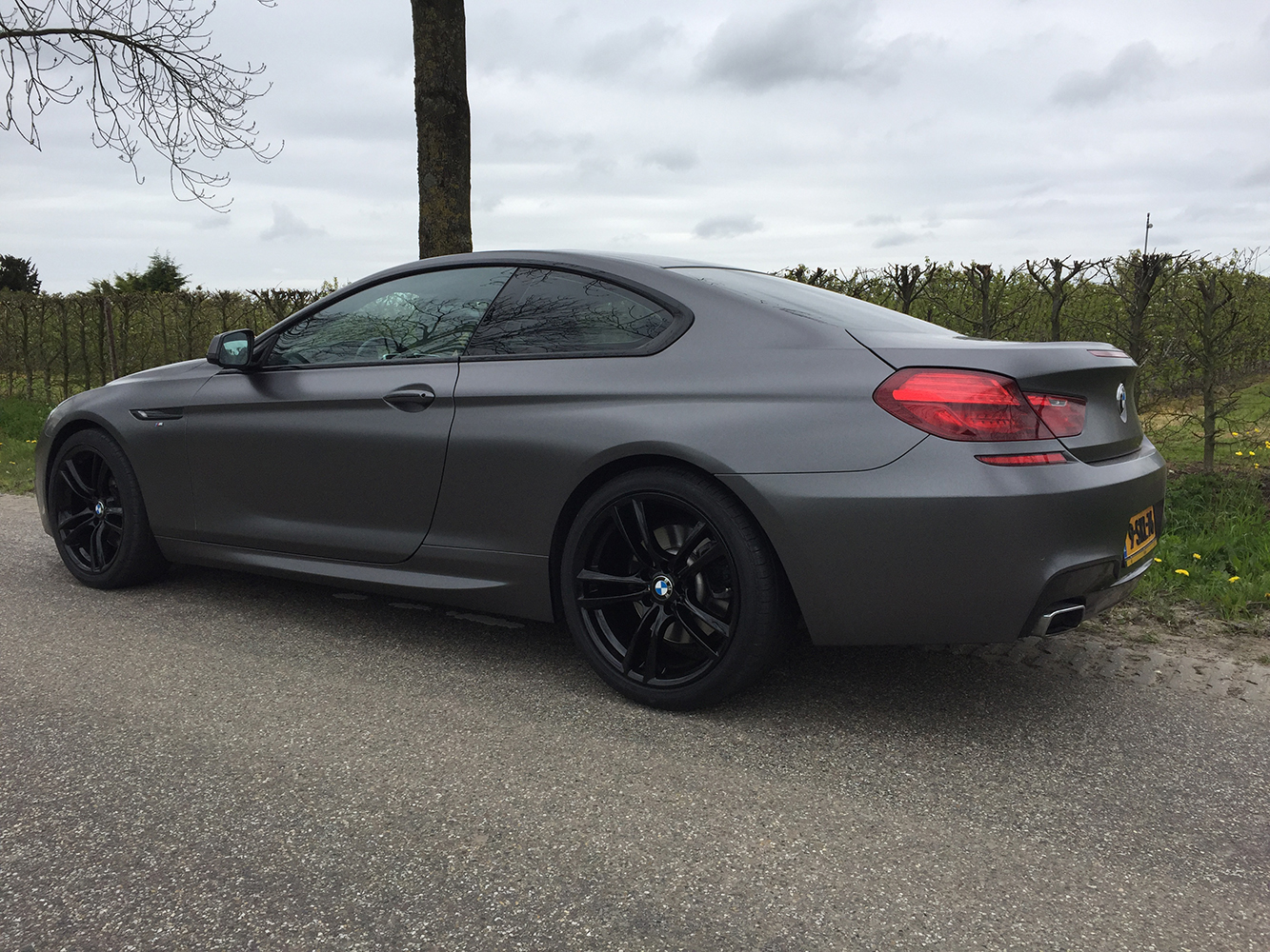 BMW 6 Coupe Wrap zijdeglans grijs 1080-S261 Satin Dark Grey-13