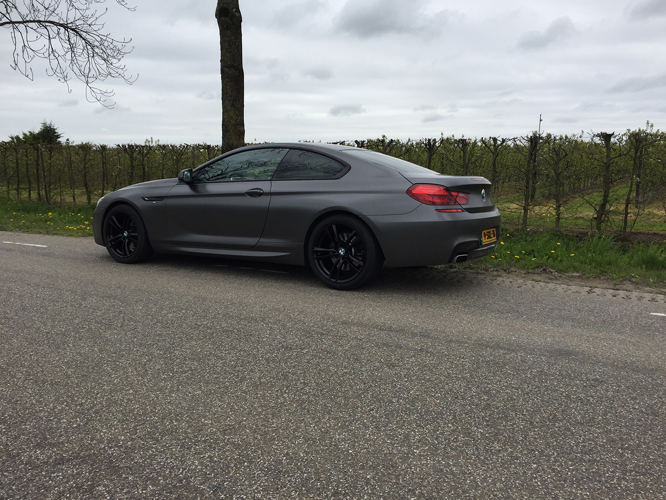 BMW 6 Coupe Wrap zijdeglans grijs 1080-S261 Satin Dark Grey-14