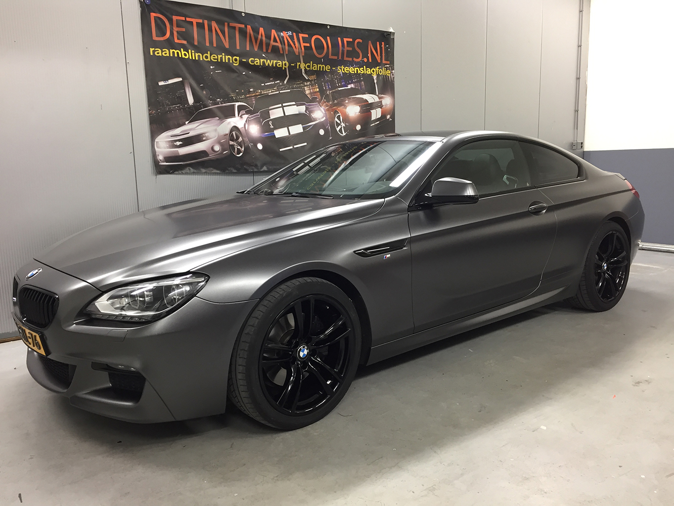 BMW 6 Coupe Wrap zijdeglans grijs 1080-S261 Satin Dark Grey-3
