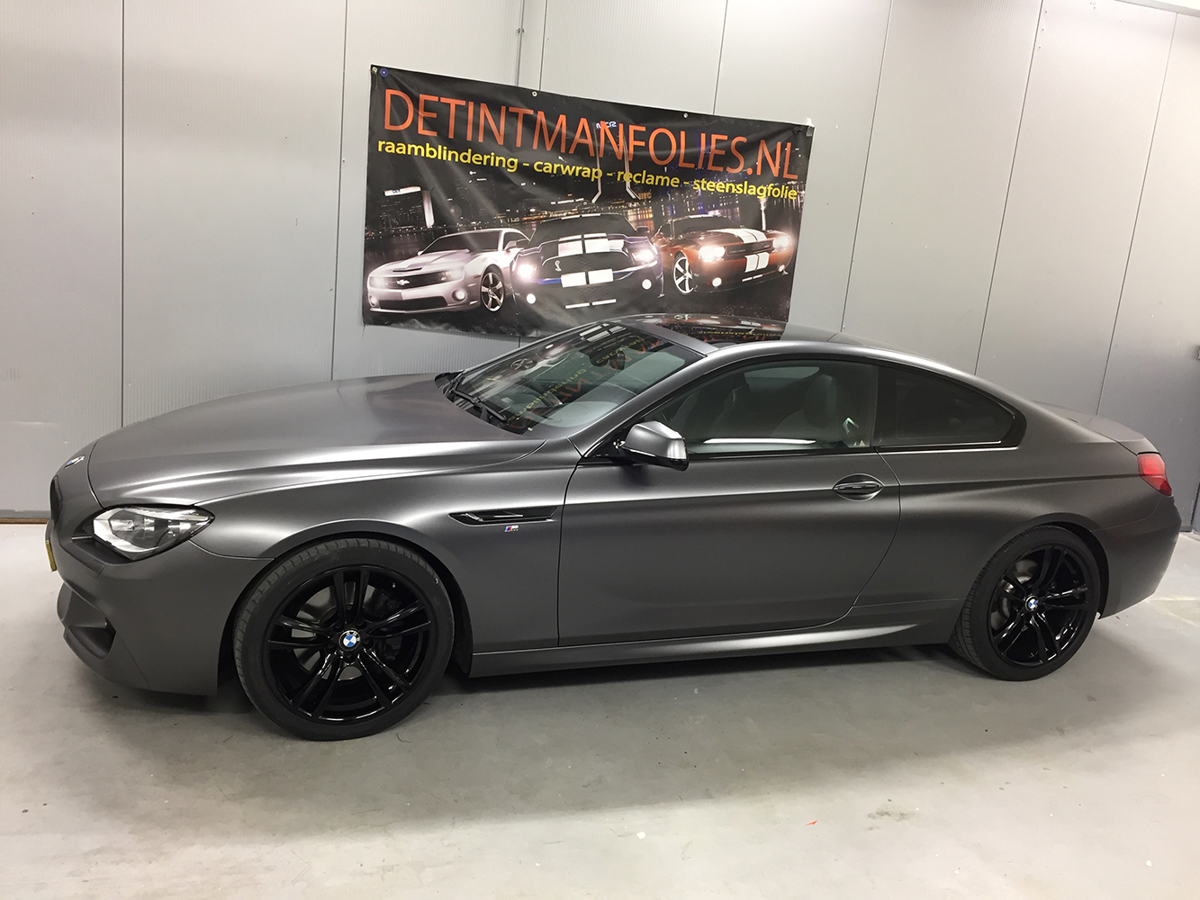 BMW 6 Coupe Wrap zijdeglans grijs 1080-S261 Satin Dark Grey-5