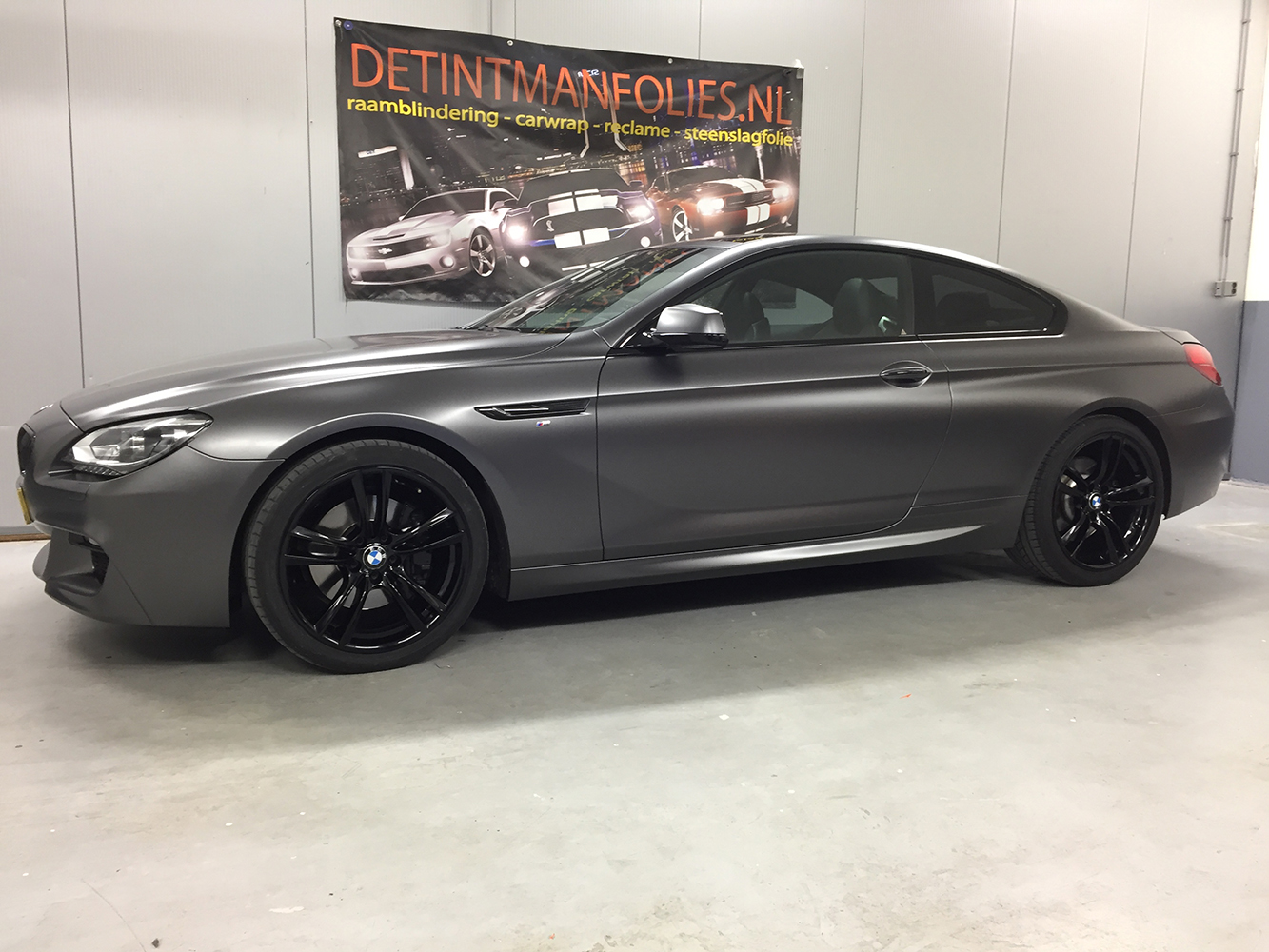 BMW 6 Coupe Wrap zijdeglans grijs 1080-S261 Satin Dark Grey-6